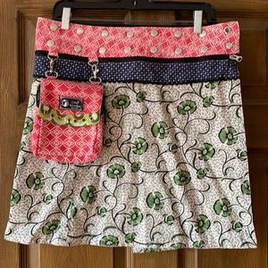 Zand Amsterdam Convertible Skirt and Pouch